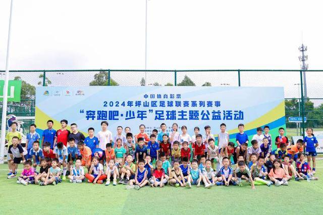 国足半场表现：9次射门无进球 控球超7成马尔代夫无射正